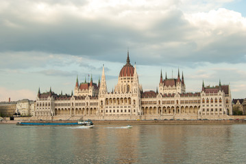Fototapeta na wymiar Budapest Parliament building