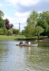 Lac au bois de Boulogne à Paris