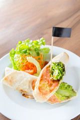 Smoke Salmon Wrap