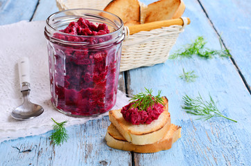 Sandwich with beetroot and dill