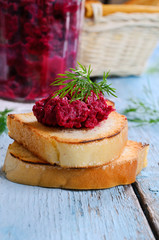 Sandwich with beetroot and dill