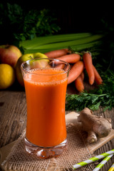 freshly squeezed carrot juice