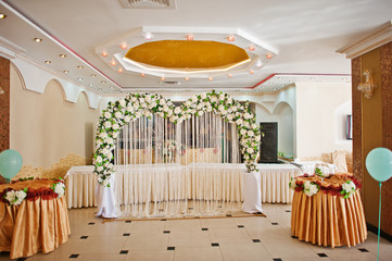 wedding arch