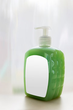 Plastic bottle with dosator