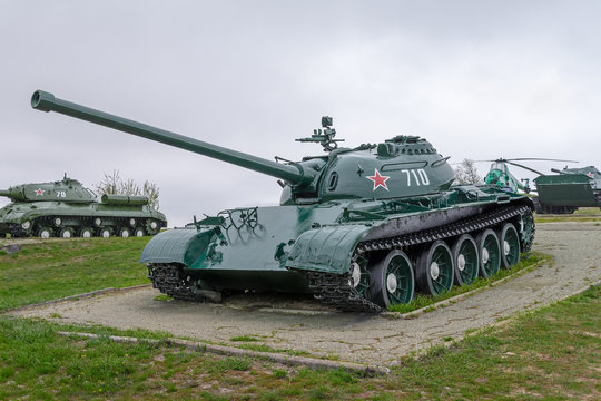 Tank T-54A