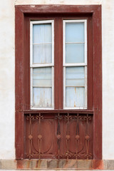 Fototapeta na wymiar Traditional wooden door