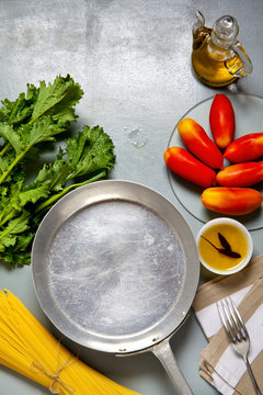 aluminum pan and ingredients for cooking