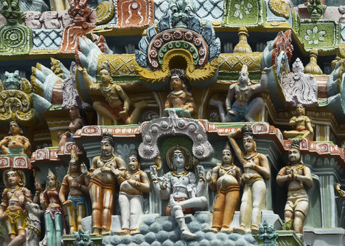 Dhakshinamoorthy, Lord Shiva as supreme teacher on Gopuram.