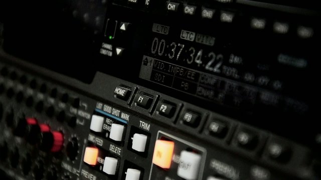 Professional video recorder. Format Betacam. 