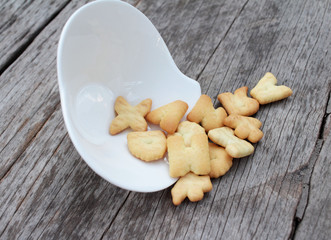 Salty crackers delicious is on the wood background