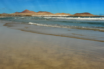 Fototapeta na wymiar Famara beach, Lanzarote, Canary Islands, Spain