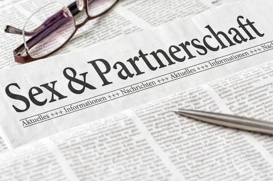 Zeitung mit der Überschrift Sex und Partnerschaft
