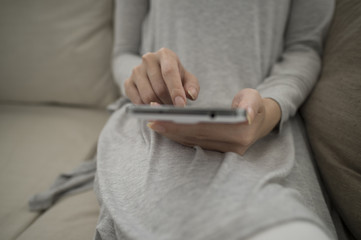 Women are spending slowly holiday