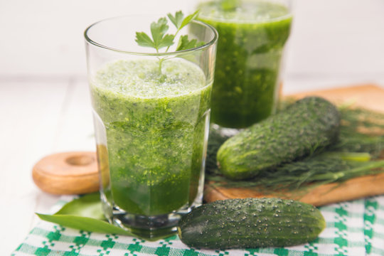 smoothie with cucumber
