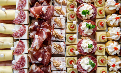 canapes