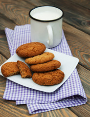Milk and oatmeal cookies