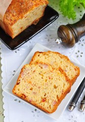 Snack cake with sun-dried tomatoes, cheese and bacon