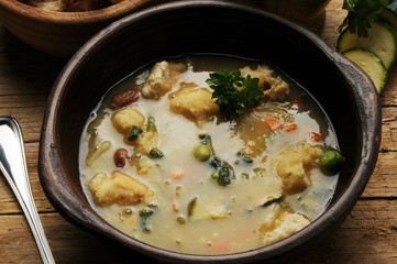 Vegetable soup овощной суп Sopa de verduras شوربة خضار 