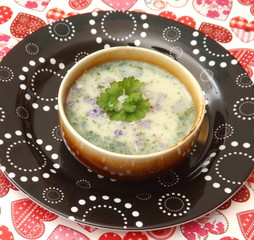 Kräutersuppe