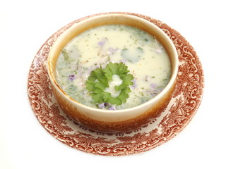 Kräutersuppe