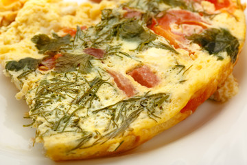 Egg omelette with tomatoes