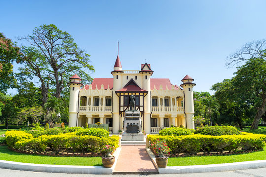 Sanamchan palace in Nakornpathom, Thailand