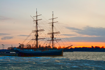 Fototapeta premium Dawn on gulf of Finland