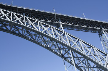 Detail einer Stahlbrücke, Porto