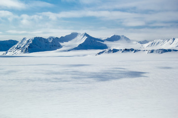 Fototapeta na wymiar Arctic spring in south Spitsbergen