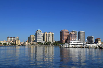 Fototapeta na wymiar Beautiful skyline of downtown West Palm Beach, Florida