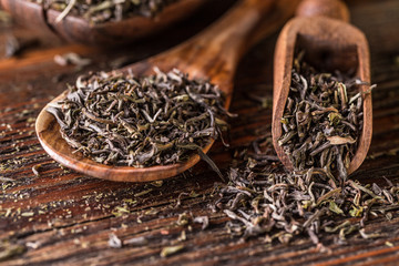 Dried green tea leaves