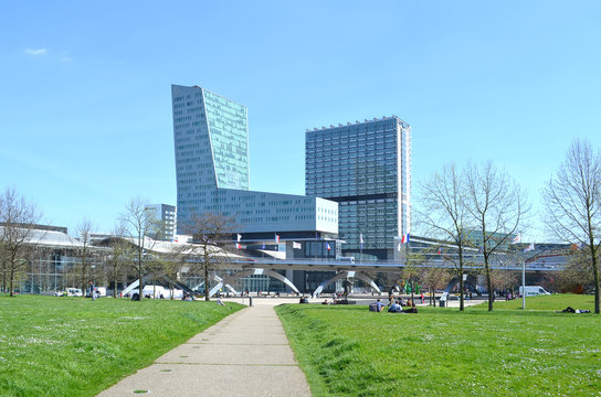 la gare internationale de Lille-Europe
