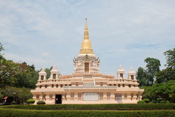 Fototapeta na wymiar Mahatad pagoda Thailand