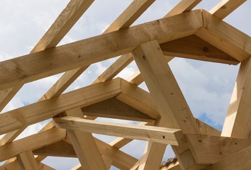 Dachstuhl aus Holz