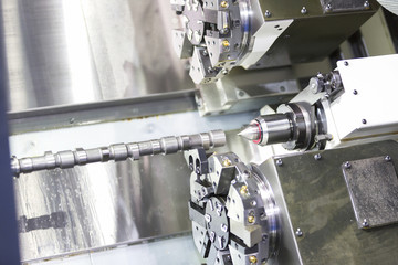 high precision CNC lathe turning automotive part