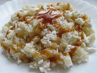 sweet macaronis with curd, caramel 