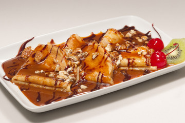 Crepas dulces con dulce de leche