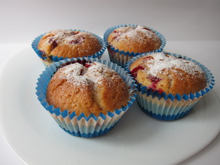 Muffins with berries