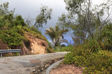 Fototapeta na wymiar Scenic road on Mount Zimbvabve.