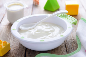 Fresh yoghurt for baby nutrition