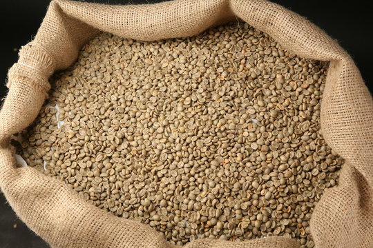 Caff&egrave; in grani