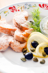 salmon with lemon