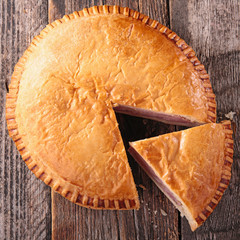 meat pie © M.studio