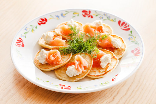 pancakes with salmon