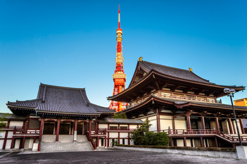 Temple Zojo.ji et tour de Tokyo, Tokyo, Japon.