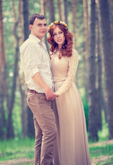 Fototapeta premium Beautiful couple in the park