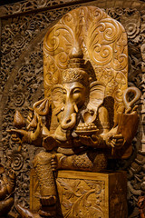 Obraz premium Ganesh carved wood