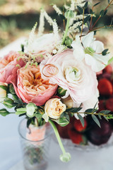 bouquet vase wedding table