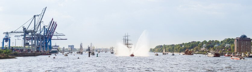 Hafengeburtstag Parade