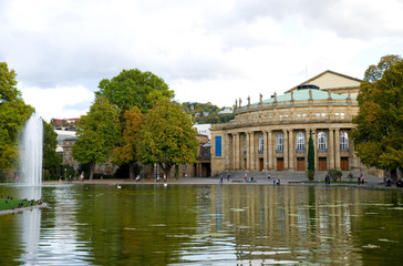 Obraz premium Staatstheater in Stuttgart 